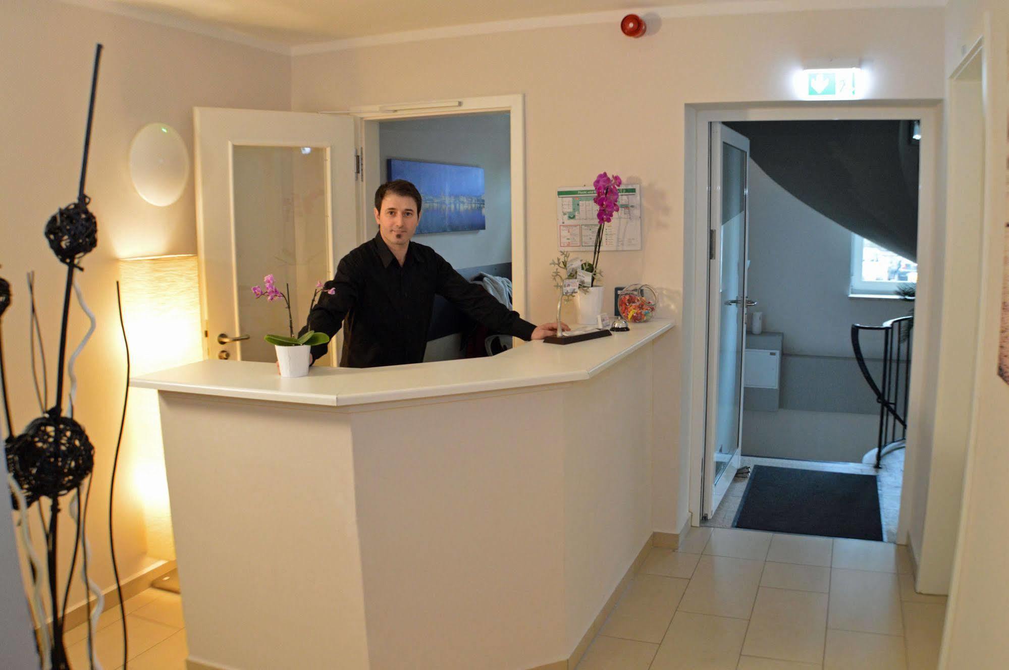 Hotel Jeta Hamburg-Harburg Exteriör bild